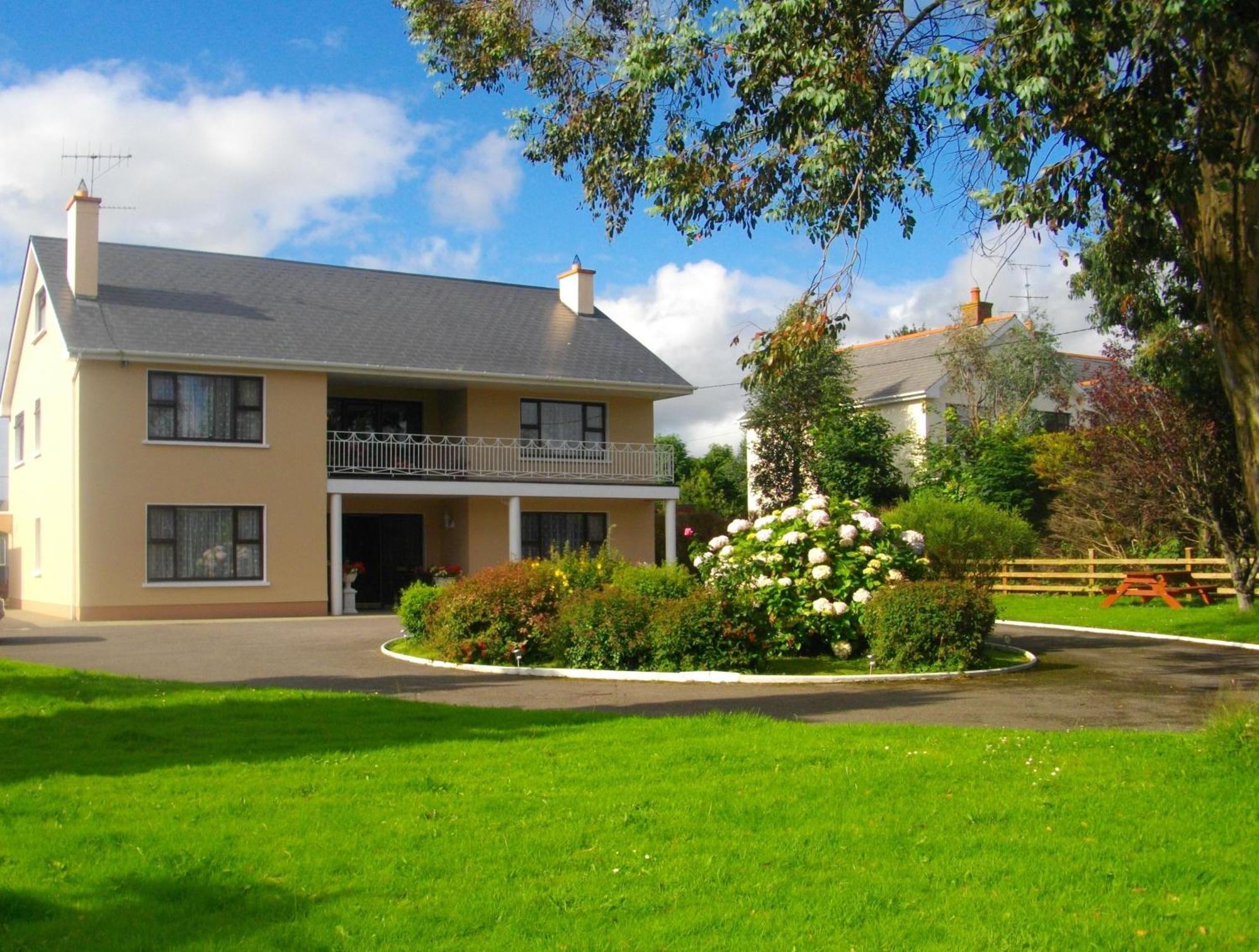קיל איירן Shepherds Lodge B&B מראה חיצוני תמונה