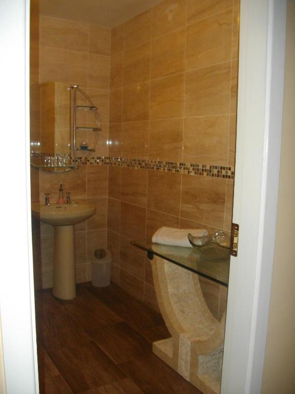 קיל איירן Shepherds Lodge B&B מראה חיצוני תמונה