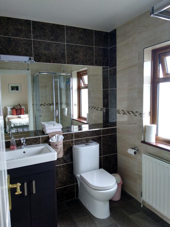 קיל איירן Shepherds Lodge B&B מראה חיצוני תמונה