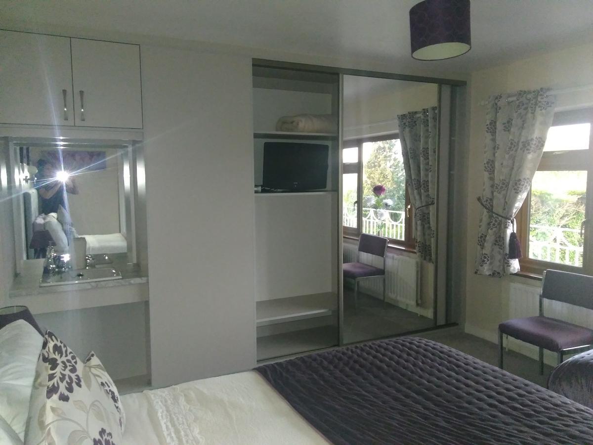 קיל איירן Shepherds Lodge B&B מראה חיצוני תמונה